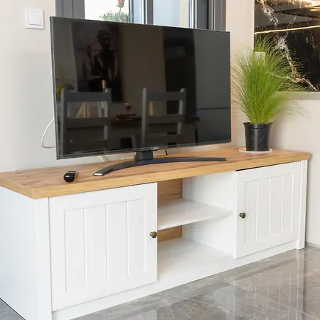 Legantes Luxury With Shared Pool Appartamento Makriotika