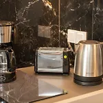 Apartman Legantes Luxury With Shared Pool *