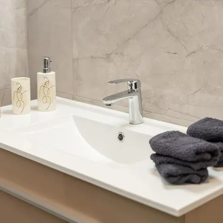 Апартаменты Legantes Luxury With Shared Pool Makriotika