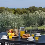Apartament Legantes Luxury With Shared Pool Makriotika