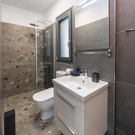 Legantes Luxury With Shared Pool Apartmán *