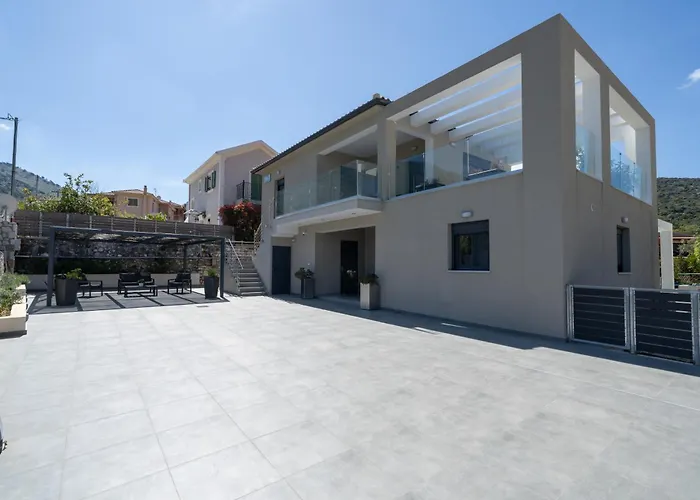 Legantes Luxury With Shared Pool アパート Makriótika